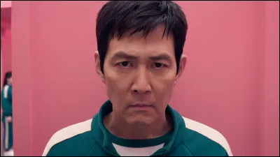 Quel est le nom de l'acteur principal qui interprète le rôle de Seong Gi-hun ?