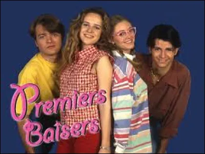 Durant quelle décennie le sitcom "Premiers Baisers" fut-il diffusé ?