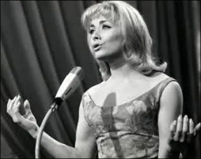 Qui a interprété la chanson gagnante "Un premier amour" du Concours Eurovision de la chanson 1962 ?