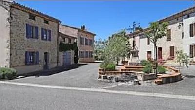 Petit village de 81 habitants, dans l'arrondissement de Carcassonne, Marquein se situe en région ...