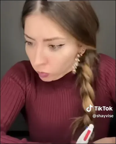 As-tu la référence de ''C'est un signeuuuuuh !'' ? Et quel est le titre de cette vidéo ?