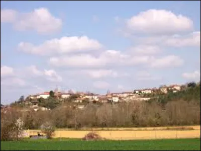 Nous sommes en Occitanie, à Montesquiou. Village de l'aire d'attraction Mirandaise, traversé l'Osse, la Baradée et le Lizet, il se situe dans le département ...