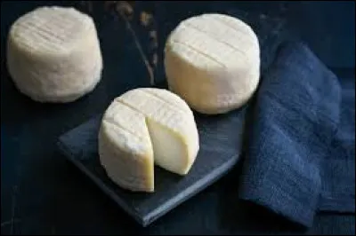 Dans quel département se situe le village de Chavignol ?