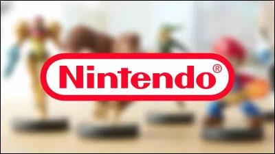 Quel est le nom de la première console portable de "Nintendo" qui a connu un immense succès, et est sortie en 1989 ?