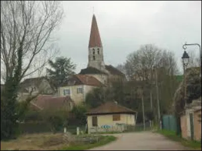 Je vous emmène maintenant à Escolives-Sainte-Camille. Commune de l'aire d'attarction Auxerroise, elle se situe dans le département ...