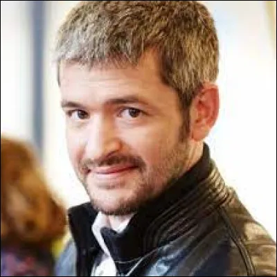 Quel est le titre exact d'une chanson de Grégoire ?