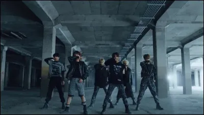 Quel groupe a fait la chanson "Victory Song" ?