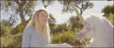 Quel est ce film de Quentin Dupieux o&ugrave; Hair joue C&eacute;cile ?