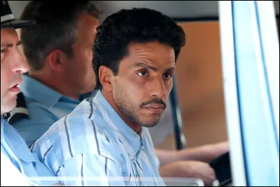 Roschdy Zem a r&eacute;alis&eacute; ce film, o&ugrave; Bouajila interpr&egrave;te Omar Raddad, qui a pour titre...