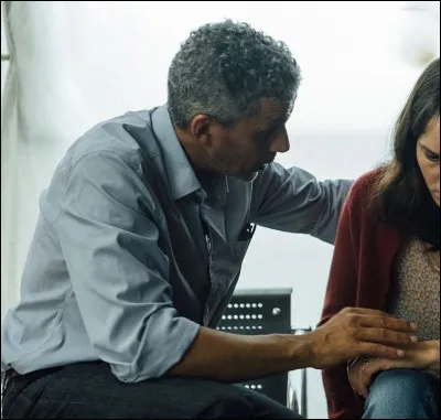 Comment s'appelle ce film de Fr&eacute;d&eacute;ric Tellier, avec Bouajila dans le r&ocirc;le du docteur Almeida ?