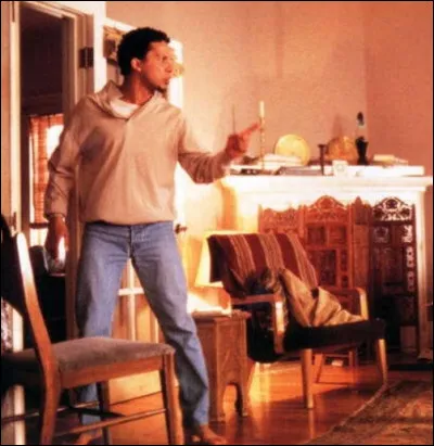 Bouajila joue Samir Nazhde dans ce film d'Edward Zwick, qui est...