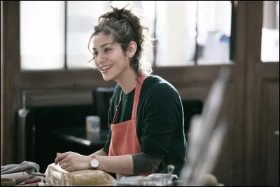 Comment s'appelle cette série créée par Alice Chegaray-Breugnot, Grégoire Demaison, Nicolas Jean et Laurent Vivier, et dans laquelle Azem joue Lucie Carrot ?