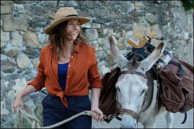 Calamy joue Antoinette Lapouge dans ce film de Caroline Vignal, qui est...