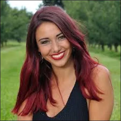 Quel est le nom de Miss France 2012 ?