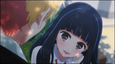 Comment s'appelle cette fille ?