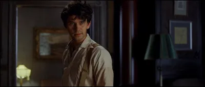 Whishaw joue notamment Robert Frobisher dans ce film des surs Wachowski, qui est...