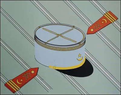 Composées de militaires et de civils, dont des contractuels indigènes (les "Moghazni"), les S.A.S. emploient à l'origine 700 personnes : elles seront [...Combien ?...] à la fin du conflit, en 1962.