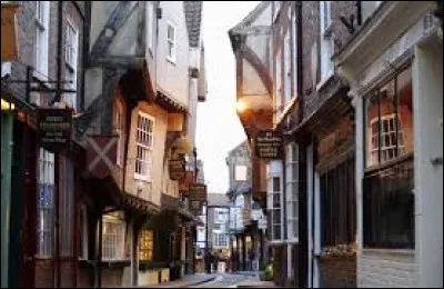 Où trouve-t-on la ville de York ?