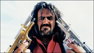 Dans le film "Le Boulet", sorti en 2002, quel est le surnom du tueur, interprété par José Garcia ?