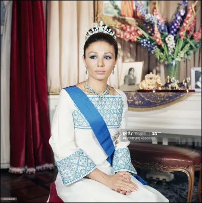 FArah Diba fut l'épouse du shah d'Iran.