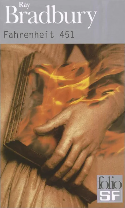 "FAhrenheit 451" est le titre d'un film réalisé par Jean-Luc Godard.
