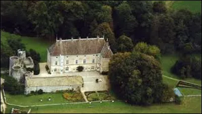 Nous partons visiter le château de Germolles, à Mellecey. Commune de l'aire d'attraction Chalonnaise, elle se situe dans le département ...