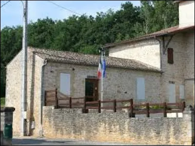 Village de l'arrondissement de Villeneuve-sur-Lot, Salles se situe dans le département ...