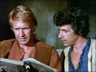 Dans quelle série les héros étaient-ils traqués par Urko ?