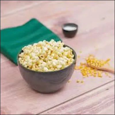 Qui a interprété "Popcorn salé" en 2022 ?