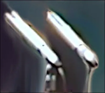 29 mars 1960 > Ce jour-là est celui de ''Tom Pillibi'', qui représente - cette fois-ci sans conteste - une victoire française. Oui, mais laquelle, au juste ?