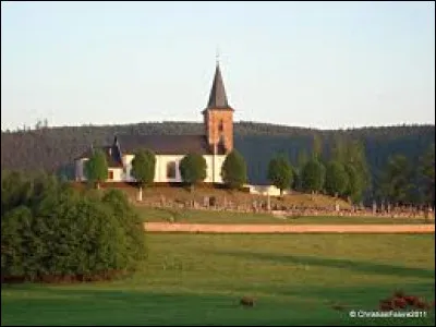 Voici l'église de Bréhimont, à Saint-Michel-sur-Meurthe. Commune de Lorraine, dans l'aire d'attraction Déodatienne, elle se situe dans le département ...