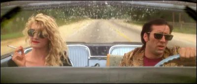 David Lynch a réalisé un film, sorti (en France) en 1990, qui mélange les genres. On y voit Nicolas Cage, Laura Dern, Willem Dafoe et Isabella Rossellini. Quel est ce film ?