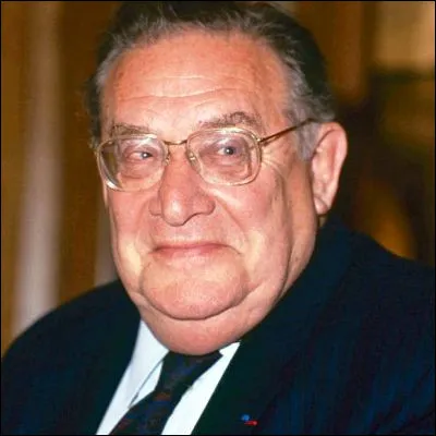 Quel oiseau de la famille des phasianidés à la longue queue donne limpression dappeler un prénom quand il criaille ?