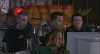 Cette image o&ugrave; l'on voit Crystal provient du premier film d'une saga comique de 4 films. Quel est ce film ?