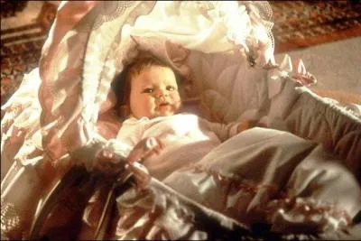 'Trois hommes et un couffin' est un film ralis par Coline Serreau. Qui jouent ces trois hommes ?