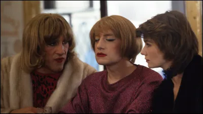 Quel est le pr&eacute;nom du p&egrave;re du r&eacute;alisateur et sc&eacute;nariste Bertrand Blier ?