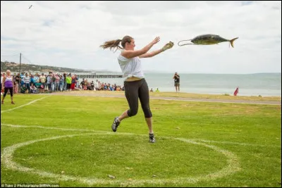 C'est en Australie que l'on pratique ce sport pour le moins curieux, le lancer de ... !