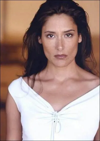 Elle est surtout connue pour le rle de Mimi Clark dans 'Jericho' :