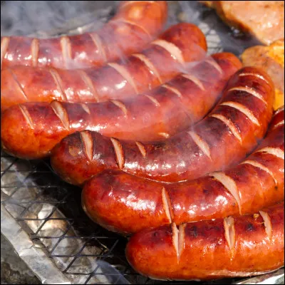 La suite se déroule en Pologne ! Quel est le nom de ces saucisses ?