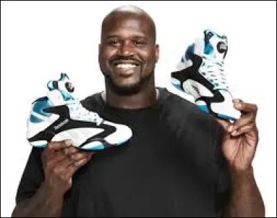 Avec qui la marque Reebok a-t-elle coopéré pour cette paire ?