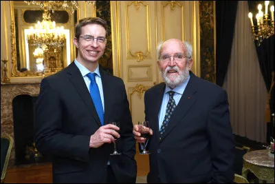 Quest-ce que "51 Pegasi b" ?