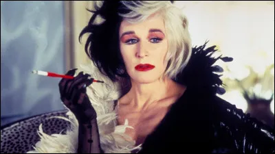 Quelle actrice incarne Cruella d'Enfer dans le film "Les 101 Dalmatiens", sorti en 1996 ?
