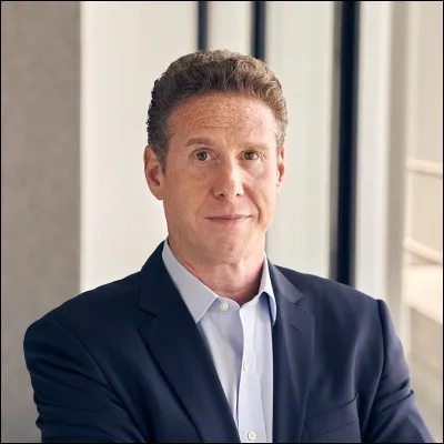 Tu mas lair fier comme un ..., dis donc !