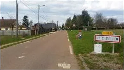 Nous sommes maintenant en Normandie à l'entrée du Catelier. Village de l'arrondissement de Dieppe, il se trouve dans le département ...