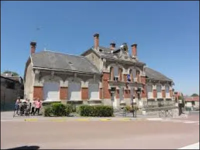 Ancienne commune Axonaise, Longueval-Barbonval se situe dans l'ancienne région ...
