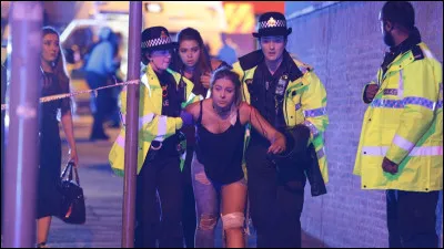 Attentat de Manchester (22 mai 2017) : Attaque-suicide lors d'un concert à Manchester, Royaume-Uni.