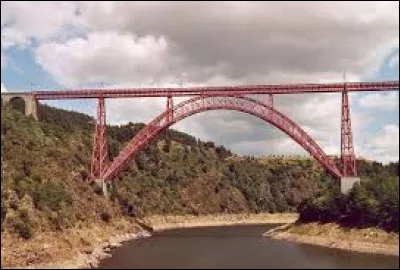 Ce viaduc est à voir en région ...