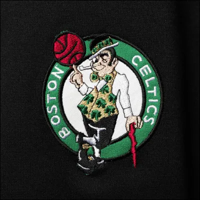 Quels sont les 2 clubs ayant le plus de titres aujourd'hui ?