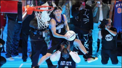 Quelle est l'année la plus historique pour le "Slam Dunk Contest" ?