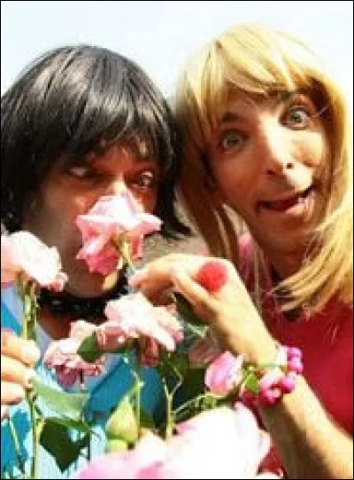 Quelle exclamation accompagne Samantha dans le titre de cette série courte ?